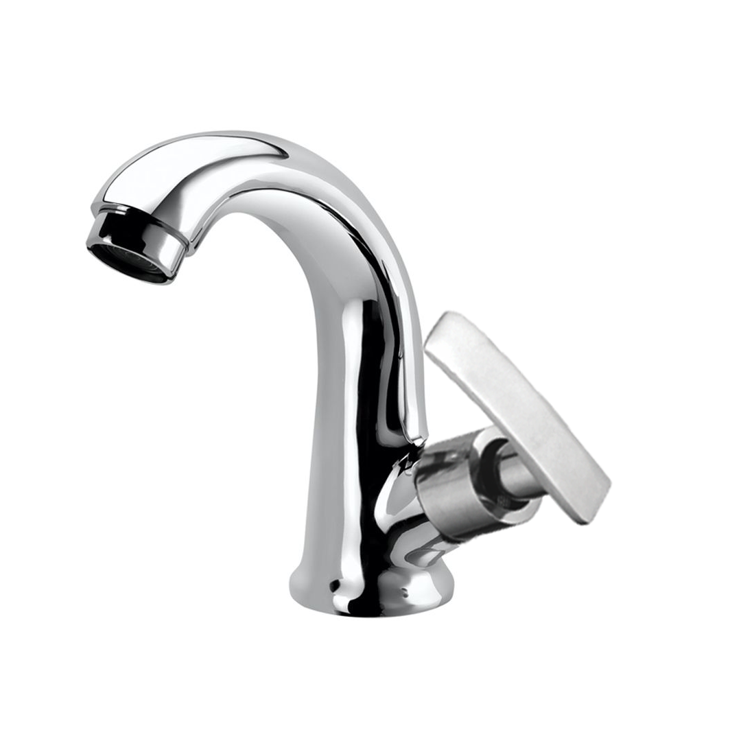 Swan Neck ‘R’ With Cast Spout